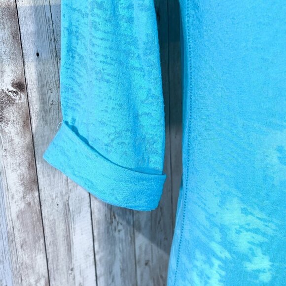 Roxy Burnout Tee | 3/4 Sleeve | Aqua Blue | Medium | Scoop Neck Top | Women's - Picture 7 of 13